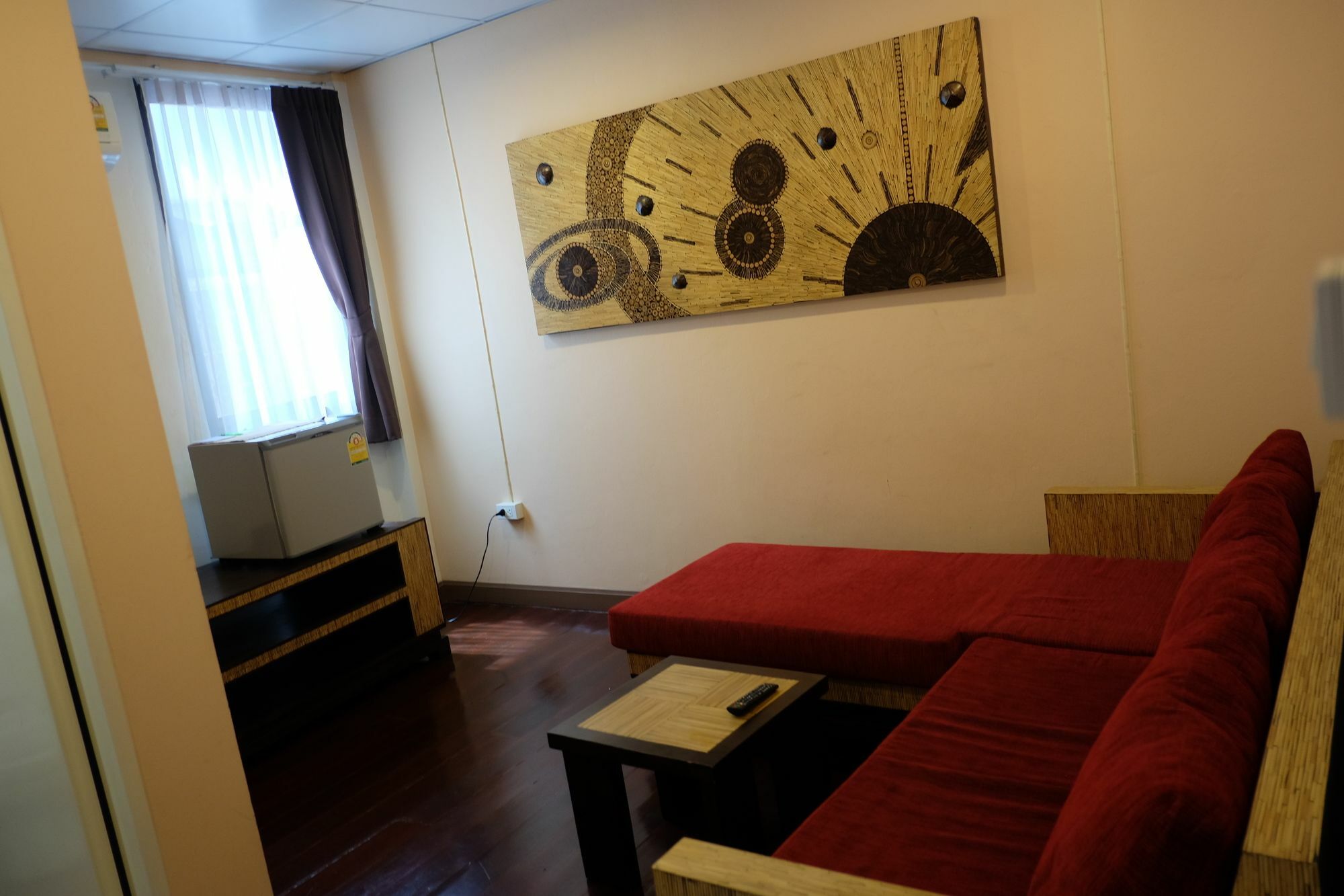 Baan Glang Soi Restaurant & Guesthouse Банкок Екстериор снимка